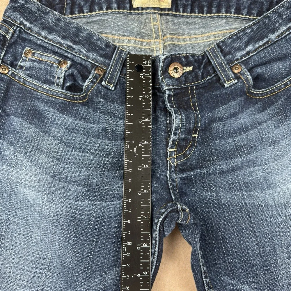 BKE Buckle Jeans Women's Size‎ 29 Blue Capri Starlite Stretch Low Rise Denim